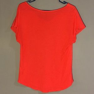 Apt 9 v neck loose fit T-shirt